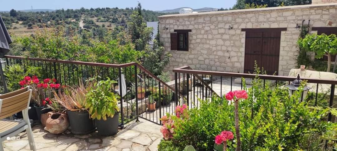 Aliki'S House 1+ 2 Guest House Полис Екстериор снимка