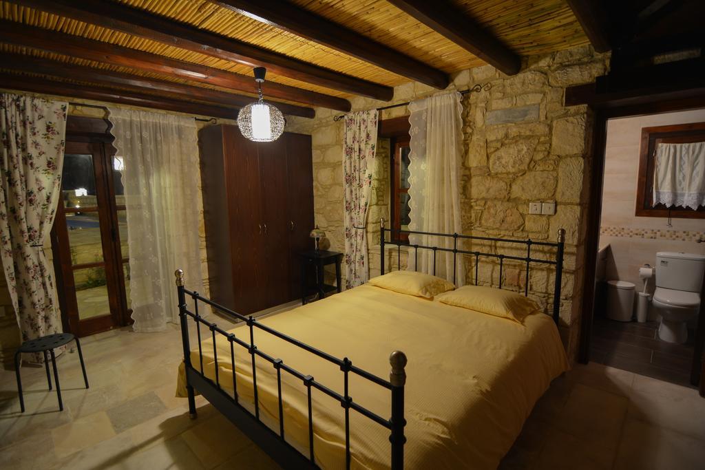 Aliki'S House 1+ 2 Guest House Полис Стая снимка