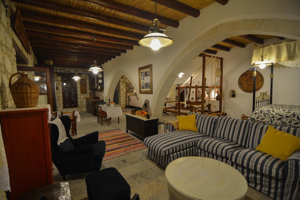 Aliki'S House 1+ 2 Guest House Полис Стая снимка
